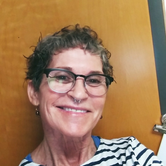 Meet your Posher, Gina - Picture 4 of 7